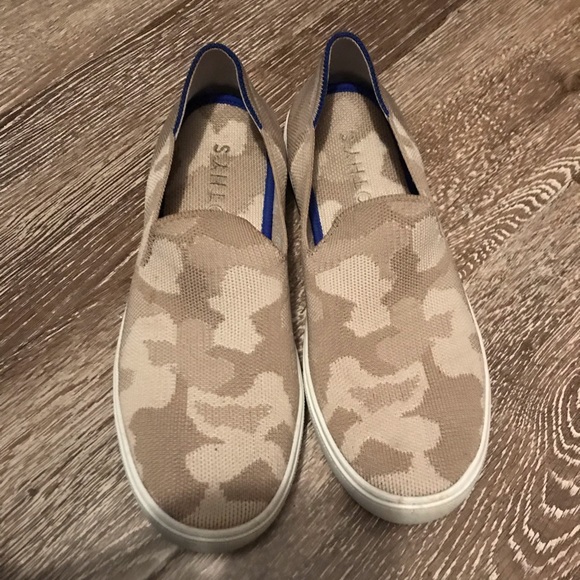 rothys sand camo sneaker